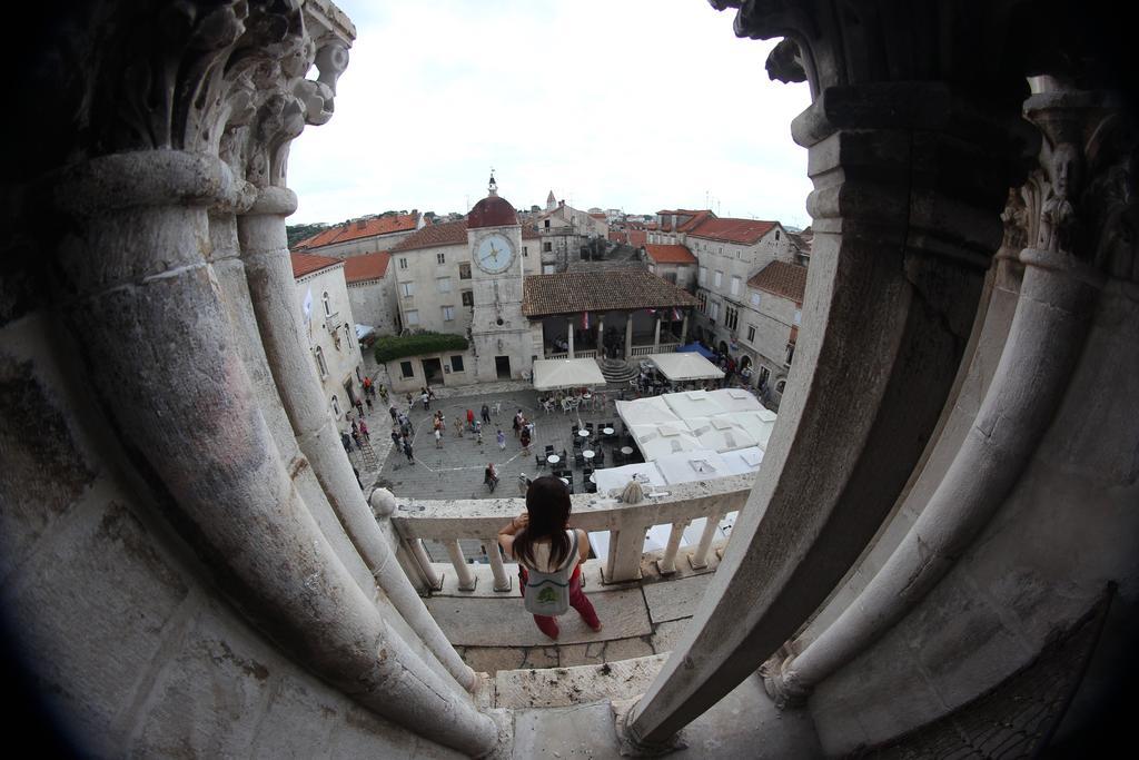 Apartment Fabijanko Oldtown Trogir Extérieur photo