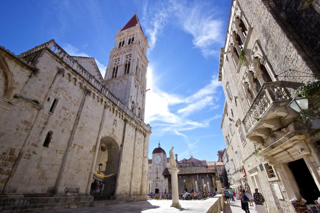 Apartment Fabijanko Oldtown Trogir Extérieur photo